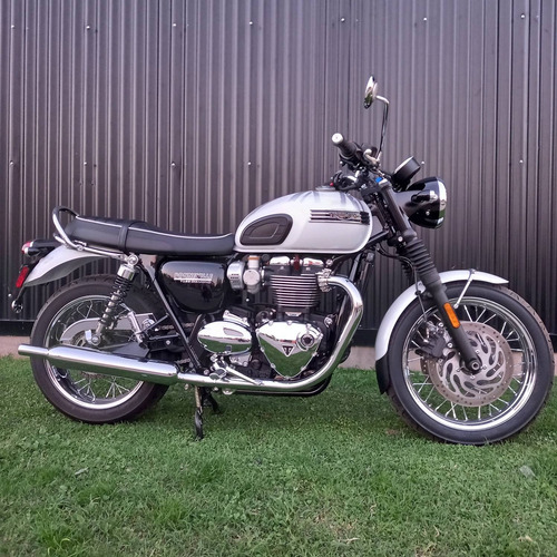 Triumph Bonneville T120 Diamond