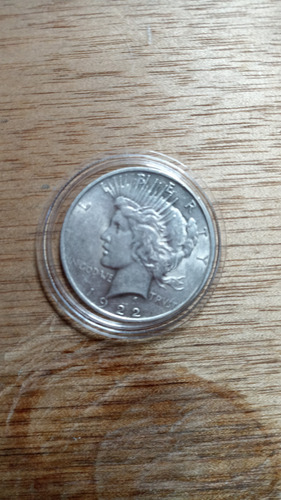 Moneda De Colección De Un Dólar De Plata 1922 (Usado)