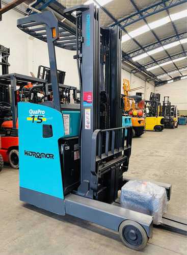 Imagen 3 de 9 de Apilador Reach Sumitomo 1.5tn Triple 5mts Garantia Japon
