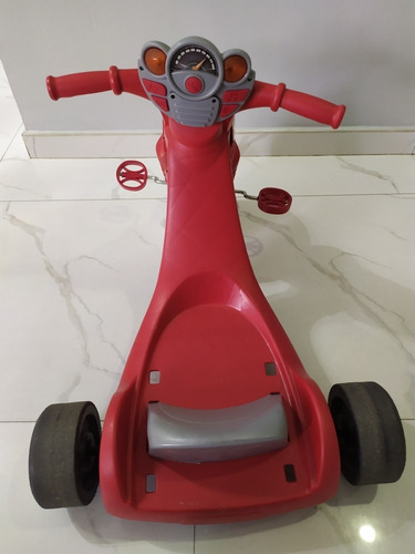 Imagen 3 de 3 de Triciclo Marca Radio Flyer