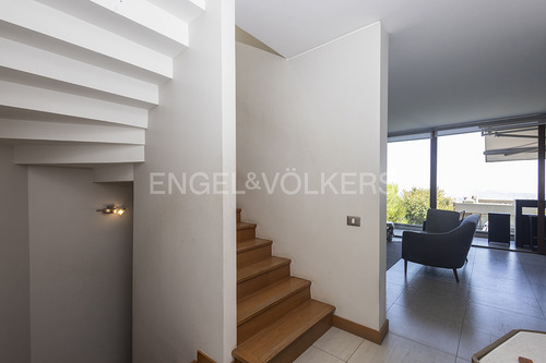 Casa Mediterránea En Arriendo En Condominio Seguro.
