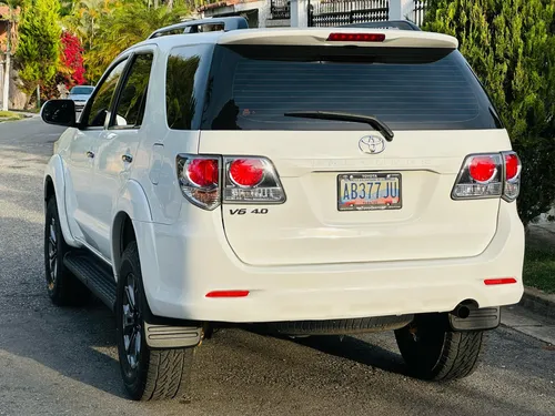 Toyota Fortuner 2020