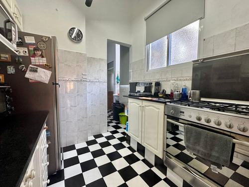 Venta 4 Ambientes Facultad Medicina Recoleta Lumin