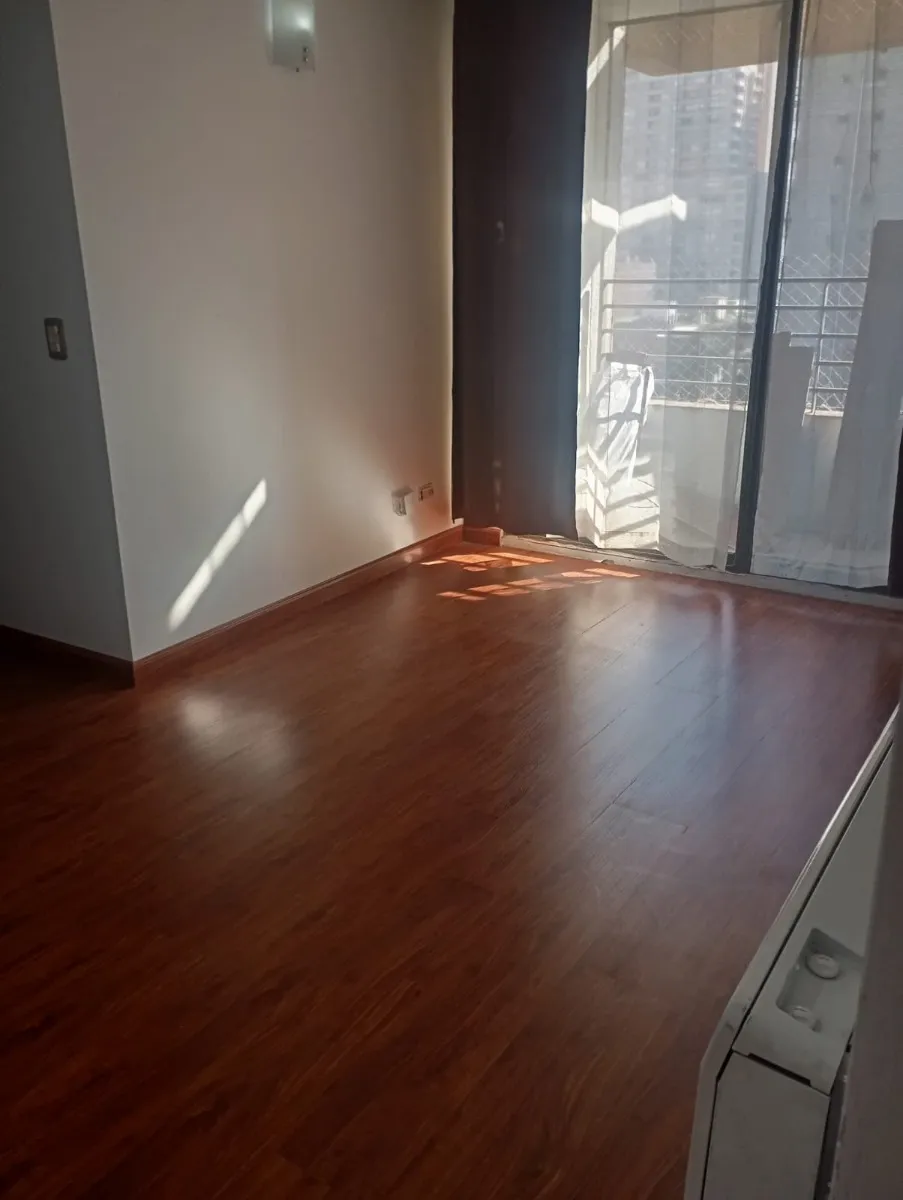 Imagen 4 de 15 de Luminoso Departamento Arriendo 2 Dormitorios, 1 Baño, Stgo