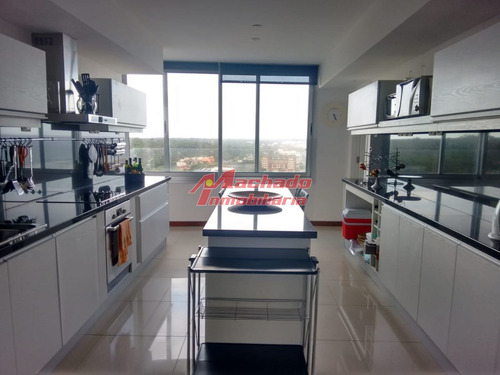 Imagen 5 de 21 de Alquiler De Excepcional Departamento En Punta Del Este