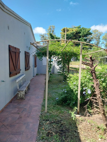 Casa Quinta En Zona De Regimiento, Urquiza Al Oeste, Gualeguaychú.