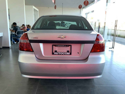 Imagen 4 de 15 de Chevrolet Aveo 2015 4p Ls L4/1.6 Aut