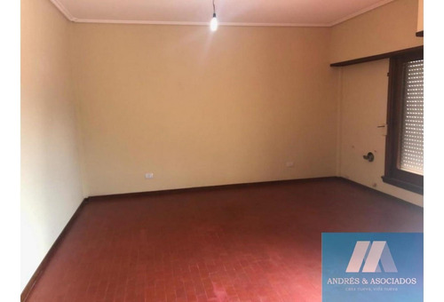 Imagen 2 de 6 de Venta Casa Muñiz