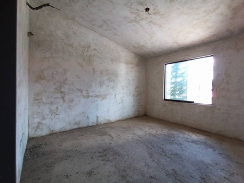 En Venta, Town House A Diseñar A Tu Gusto. San Diego.