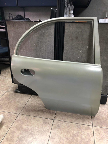 Puerta Trasera Derecha Hyundai Accent 95-2000