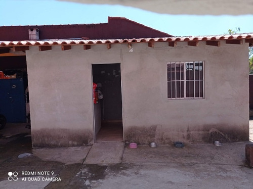 Imagem 17 de 20 de Sobrado Num Terreno De 250m² No Villa Branca - Cs-1980