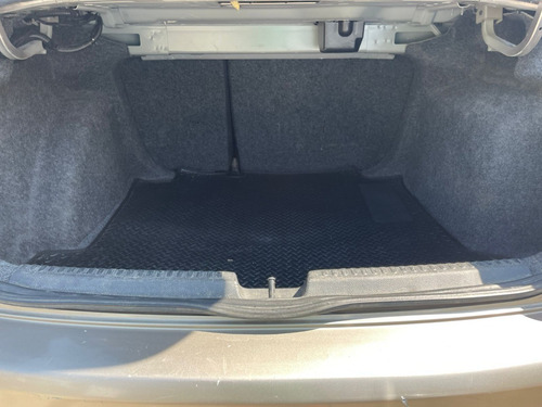 Volkswagen Vento 1.6 Starline Mt