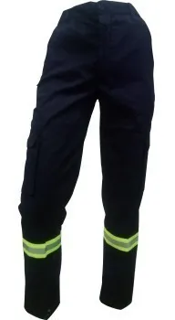 Pantalon cargo con reflectante new arrivals