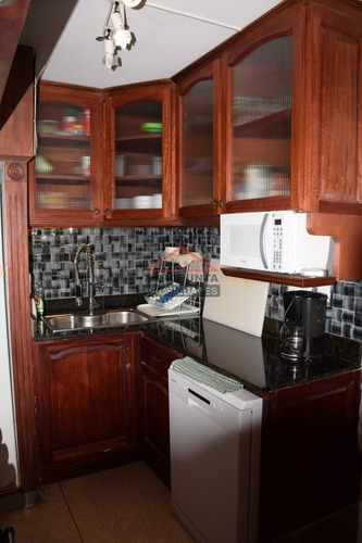 Apartamento Muy Cómodo En Alquiler De Temporada - Ref: 4979