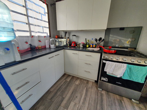 Casa Con Terreno De 330 M2,en Sector Residencial