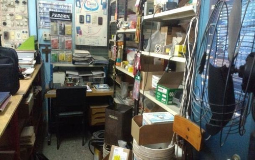 Imagen 3 de 5 de Local En Venta En Paternal