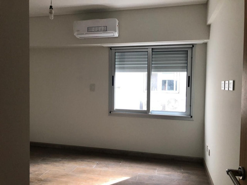 Imagen 13 de 14 de Venta Departamento 4 Ambientes Liniers