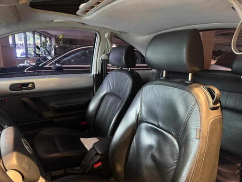 Volkswagen New Beetle 2.0 MI 8V GASOLINA 2P TIPTRONIC