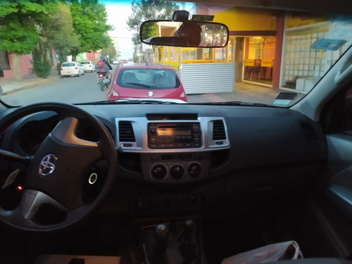 Imagen 4 de 16 de Toyota Hilux 2013 3.0 Cd Sr C/ab I 171cv 4x4 - C3