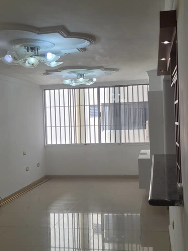 Imagen 11 de 13 de Apartamento En Alquiler Residencia Montecarlo