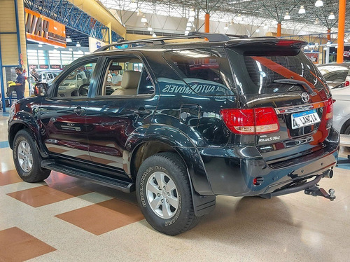 Imagem 4 de 15 de Toyota Hilux Sw4 3.0 Srv 4x4 16v Turbo Intercooler