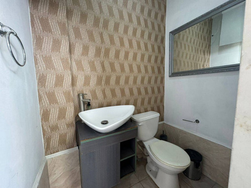 Se Vende Townhouse 168m2 Residencia Muralla Alta Urb. Los Mangos Cod 259787