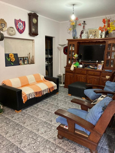 Imagen 11 de 14 de Departamento Tipo Casa En 2 Plantas 4 Ambientes.