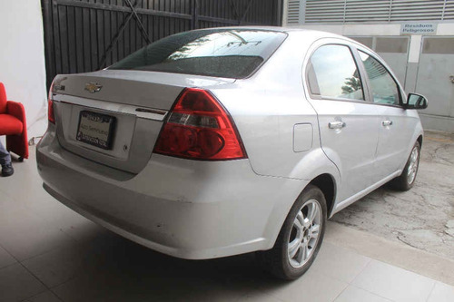 Imagen 6 de 15 de Chevrolet Aveo 2016 4p Ltz L4/1.6 Man