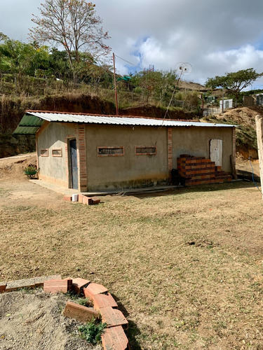 Finca En Parque Caiza A 10 Min De Caracas Acropolis