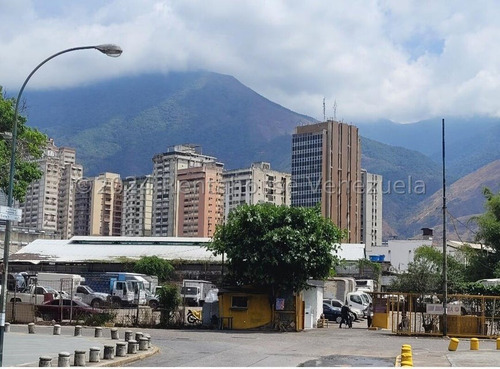 Terreno En Venta Los Cortijos De Lourdes I