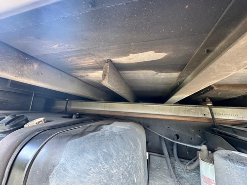 Bau De Aluminio Com 9,30m Caminhao Truck