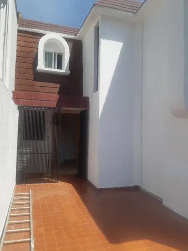 Casa Iluminada Venta Súper Céntrica En La Parte Baja Las Alamedas