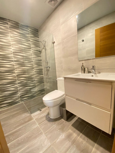 Apartamento En Alquiler Amueblado, Evaristo Morales.