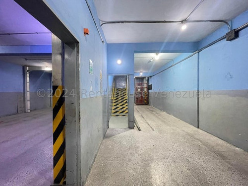 Edificio En Venta Estructura Nueva Y Puertas Blindada Calle Comercial San Jose Maracay Con Ascensor Kg:24-24423