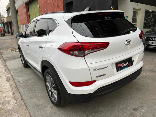 Imagen 8 de 13 de Hyundai Tucson 2018 2.0 Premium