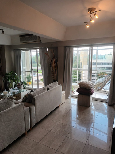 Venta Duplex Con Terraza Propia En Parque Centenario