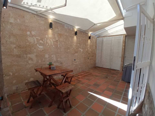 Imagen 25 de 26 de Venta Casa 200 M2 5h/4b/ 2p Alto Prado