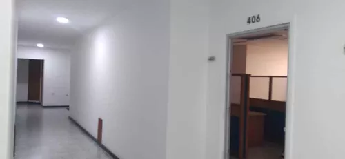 Oficina Con Excelente Ubicación Cod. 55515