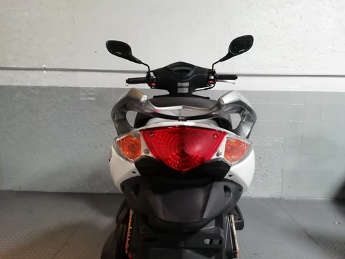 Imagen 8 de 11 de Kymco Top Boy