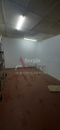 Imagen 2 de 6 de Local En Jose C Paz
