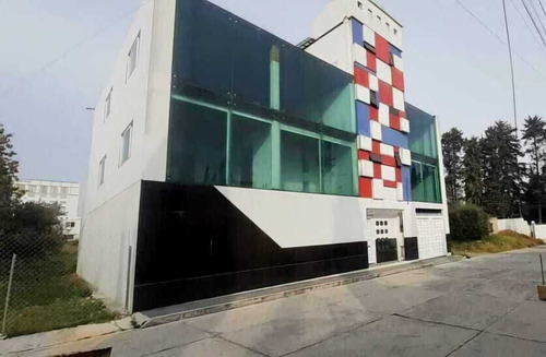 En Renta San Lorenzo Tepaltitlan, Edificio De 2 Plantastoluca