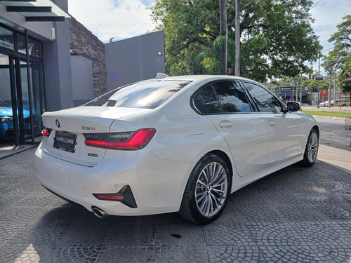 BMW Serie 3 3.0 330i Sedan Sport 252cv