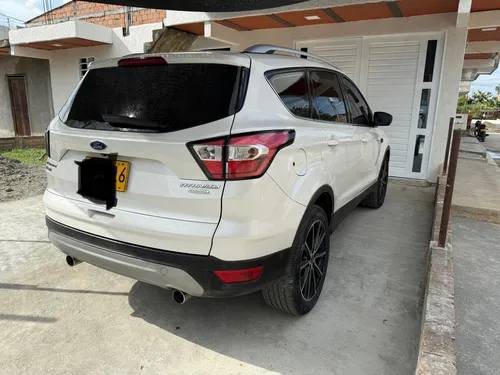 Ford Escape 2.0 Titanium