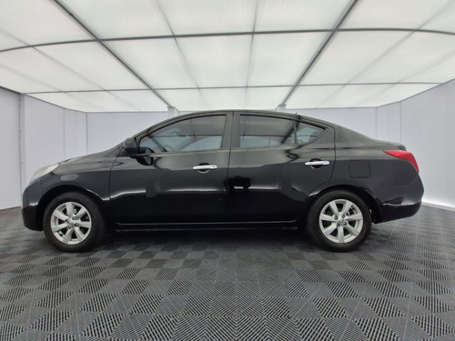 Nissan Versa 1.6 Advance