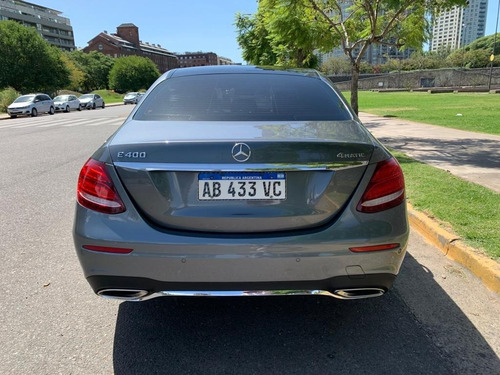 Imagen 2 de 18 de Mercedes Benz E 400