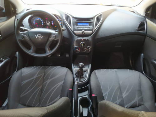 Imagem 6 de 9 de Hyundai Hb20 1.0 Comfort Plus 12v Flex 4p Manual