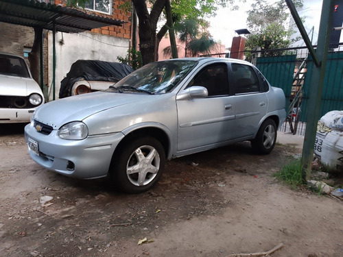 Chevrolet Corsa Classic Manual