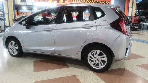 Imagem 2 de 10 de Honda Fit 1.5 Lx 16v 2017