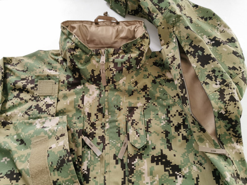 Chamarra Parka Us Navy Aor2 Gore-tex Large-regular. Leer (Usado)