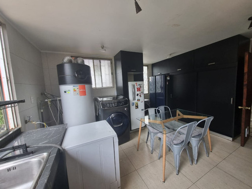 Casa Ecológica En Venta, Piscina, Tinaja, Cerca Centro Viña
